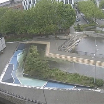 Waterplein na een hoosbui