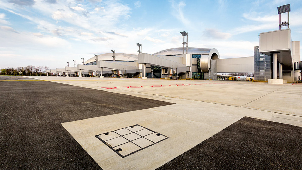 ACO Watermanagement - Luiken Op Platform Luchthaven