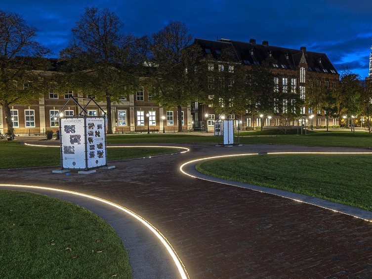 ACO Referentiecase Garenmarkt Leiden - Header -  Lijnafwatering Met Ledverlichting - Buro JP Als Bronvermelding Vermelden