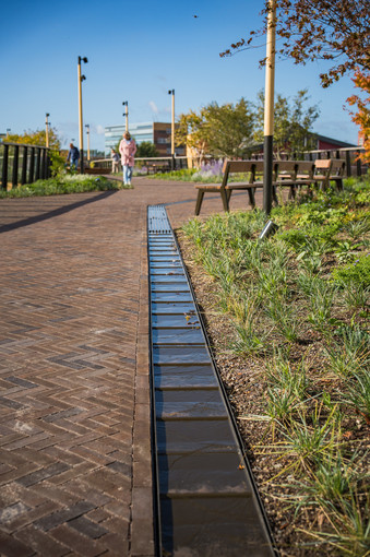 ACO-ExoDrain-zwolle-passerelle  7 