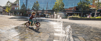 Urban-Design-Sleufgoten-Fineline-RVS-en-Freestyle-GY-Koopmansplein-Assen
