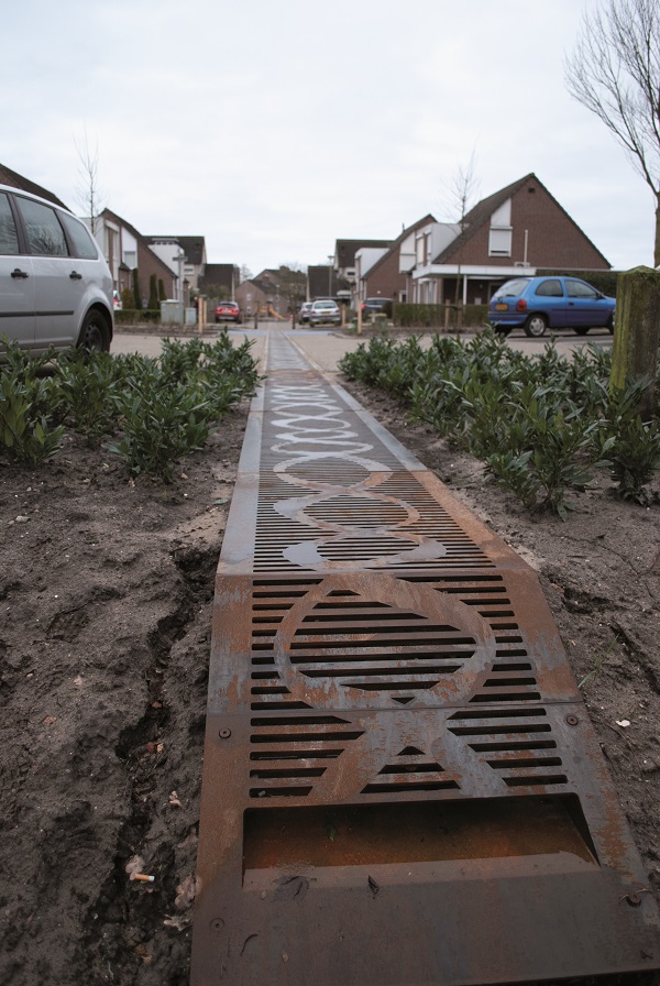 ACO Project ExoDrain Met Custom-made Rooster - Klimaatadaptieve Maatregelen In Wijk Stuksbeemden Horst Aan De Maas  95 